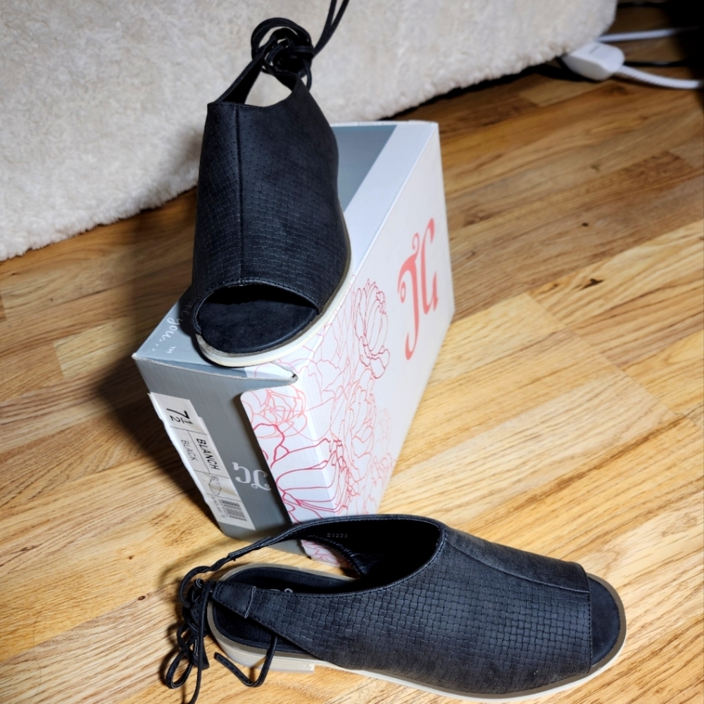 Black summer sandles